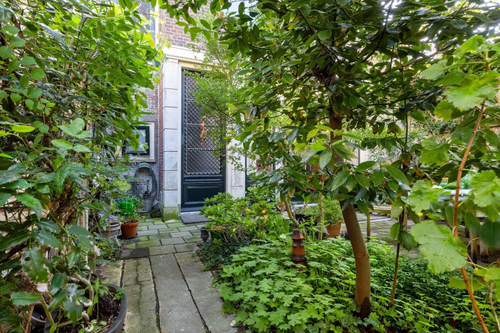 B&B In De Prinsenstraat Дордрехт Екстериор снимка
