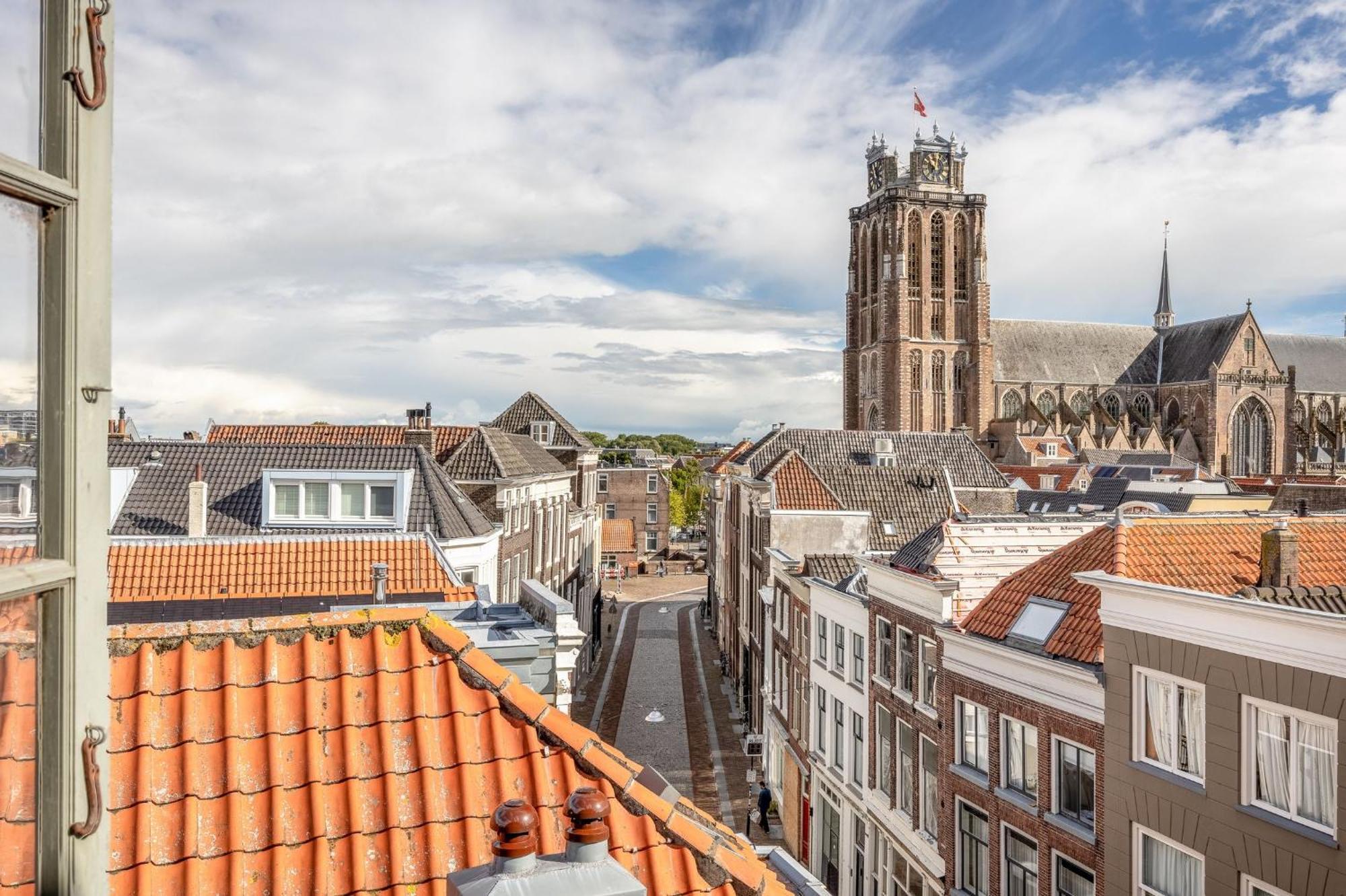 B&B In De Prinsenstraat Дордрехт Екстериор снимка