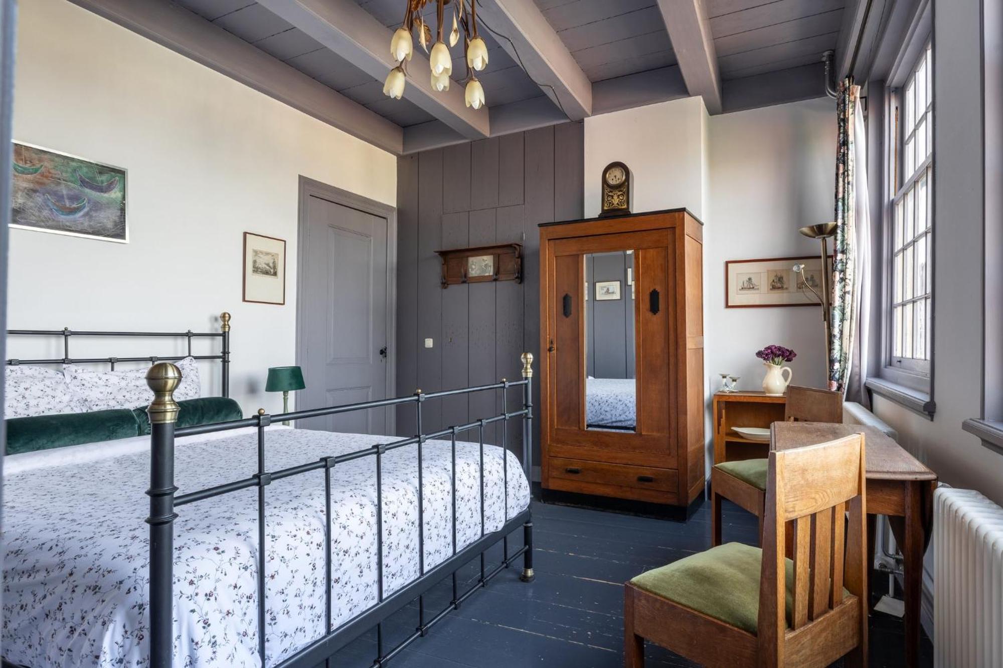 B&B In De Prinsenstraat Дордрехт Екстериор снимка