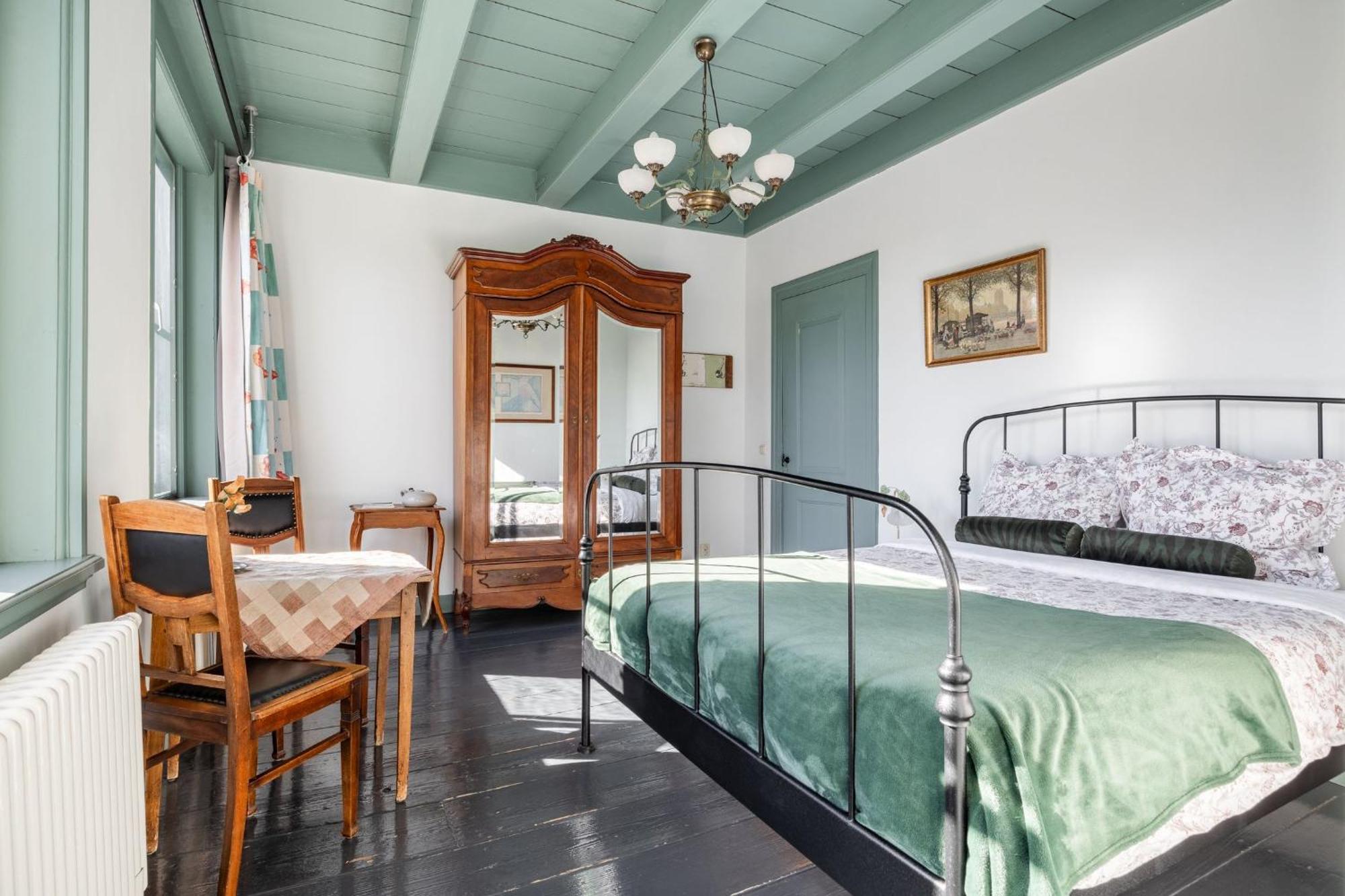 B&B In De Prinsenstraat Дордрехт Екстериор снимка